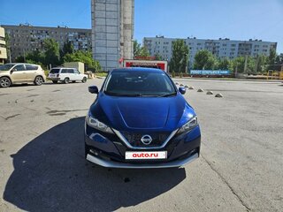 2017 Nissan Leaf II (ZE1), синий, 1790000 рублей, вид 1