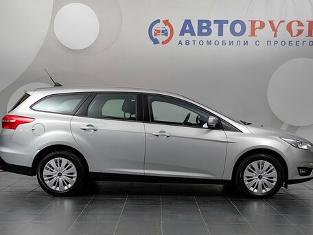 2018 Ford Focus III Рестайлинг, серебристый, 1064000 рублей, вид 5