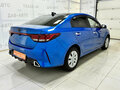 2020 Kia Rio IV Рестайлинг, синий, 1640000 рублей - вид 5