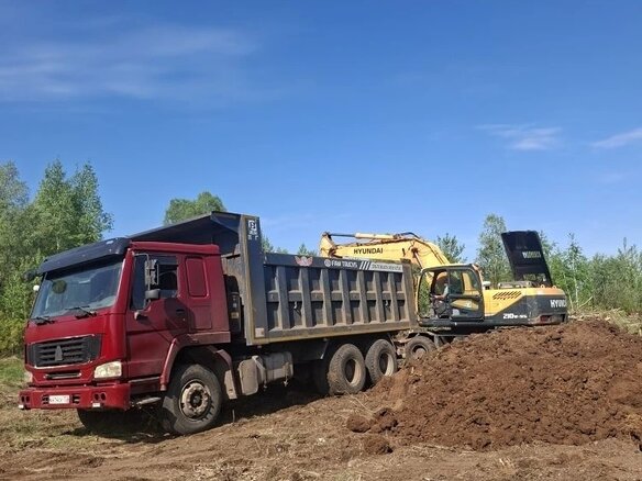 2007 Sinotruk Howo A5, красный, 1600000 рублей - вид 9