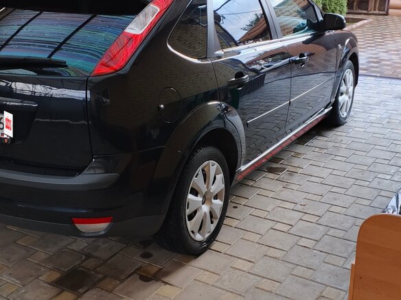 2007 Ford Focus II Рестайлинг, чёрный, 450000 рублей - вид 4