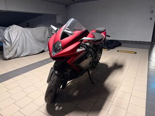 2022 MV Agusta F3 800, красный, 3100000 рублей, вид 4