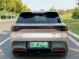 2026 Changan Qiyuan Q05 40.3 kWh II, серебристый, 1663033 рублей, вид 5