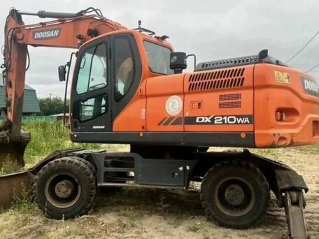 2018 Doosan DX210W, оранжевый, 9100000 рублей, вид 1
