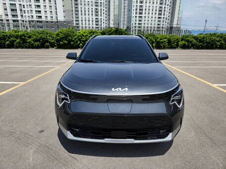 2023 Kia Niro II, серый, 2230000 рублей, вид 2