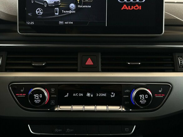 2019 Audi A4 V (B9), синий, 1750000 рублей - вид 6