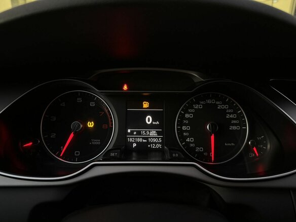 2014 Audi A4 IV (B8) Рестайлинг, чёрный, 1070000 рублей - вид 17