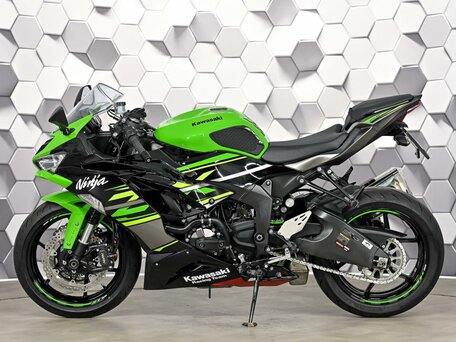 2019 Kawasaki ZX-6R Ninja, зелёный, 1099000 рублей, вид 4