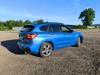 2019 BMW X1 20i xDrive II (F48), синий, 2850000 рублей, вид 3