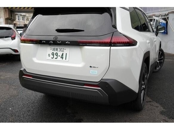 2026 Toyota RAV4 VI (XA60), белый, 8100000 рублей - вид 5
