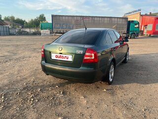 2008 Skoda Octavia II (A5) Рестайлинг, зелёный, 600000 рублей, вид 4