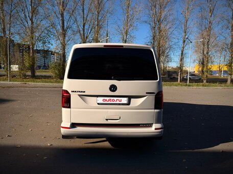 2020 Volkswagen Multivan T6 Рестайлинг, белый, 5990000 рублей, вид 4