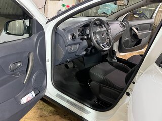 2022 Renault Sandero Stepway II Рестайлинг, белый, 1420000 рублей, вид 2