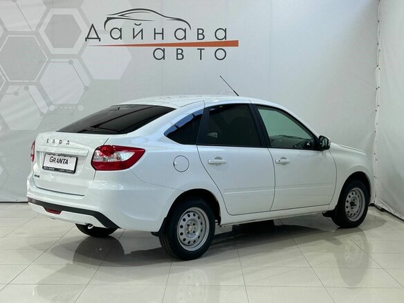 2026 Lada (ВАЗ) Granta I Рестайлинг, белый - вид 4