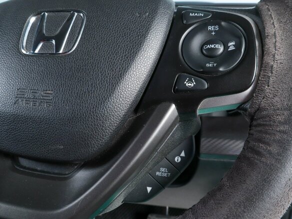 2018 Honda Stepwgn V Рестайлинг, белый, 2579000 рублей - вид 10