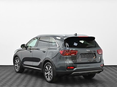 2019 Kia Sorento III Prime Рестайлинг, серый, 2345000 рублей, вид 4