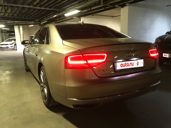 2012 Audi A8 Long III (D4), бежевый, 2500000 рублей - вид 11