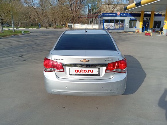 2012 Chevrolet Cruze I, серебристый, 568000 рублей - вид 4