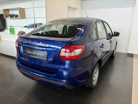 2026 Lada (ВАЗ) Granta I Рестайлинг, синий, 1118000 рублей, вид 5