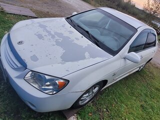 2004 Kia Cerato I, белый, 160000 рублей, вид 1