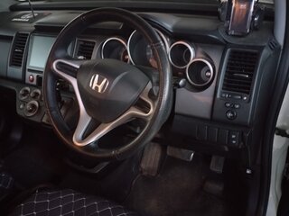 2007 Honda Crossroad II, белый, 1200000 рублей, вид 3