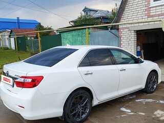 2012 Toyota Camry VII (XV50), белый, 1630000 рублей, вид 3