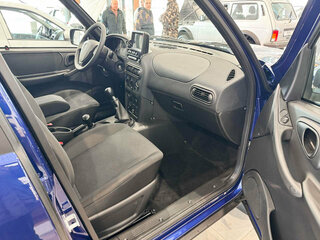 2026 Lada (ВАЗ) Niva Travel I Рестайлинг, синий, 1712000 рублей, вид 5