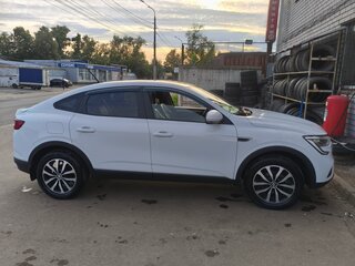 2019 Renault Arkana I, белый, 1240000 рублей, вид 2