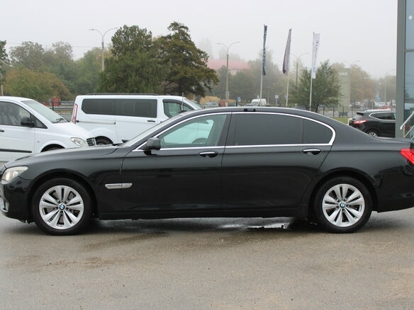 2010 BMW 7 серии Long 750Li V (F01/F02/F04), чёрный, 1415000 рублей - вид 7