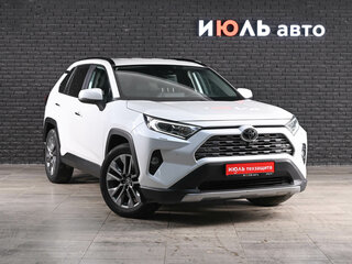 2020 Toyota RAV4 V (XA50), белый, 3450000 рублей, вид 3