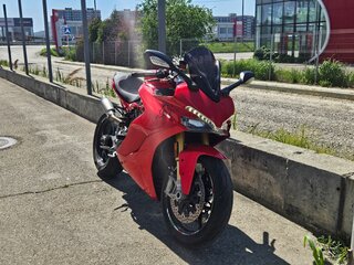 2017 Ducati Supersport, красный, 680000 рублей, вид 3