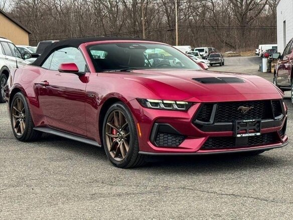 2026 Ford Mustang VII, красный - вид 4