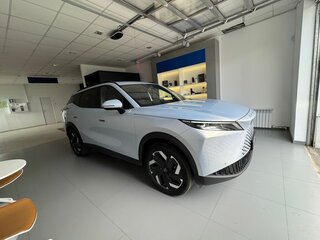 2026 Omoda C7, серый, 3099000 рублей, вид 3