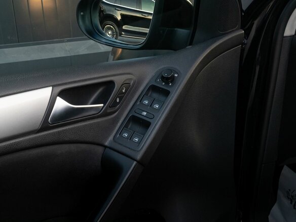 2012 Volkswagen Golf VI, чёрный, 795000 рублей - вид 14