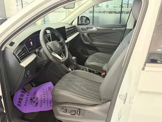 2023 Volkswagen Tiguan Allspace II Рестайлинг, белый, 2750000 рублей, вид 4