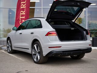 2025 Audi Q8 55 TFSI I (4M) Рестайлинг, серый, 13250000 рублей, вид 5