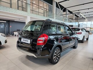 2026 Lada (ВАЗ) Granta Cross I Рестайлинг, чёрный, 1216000 рублей, вид 3