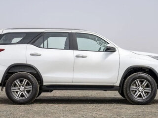 2026 Toyota Fortuner II Рестайлинг, чёрный, 4750000 рублей, вид 2