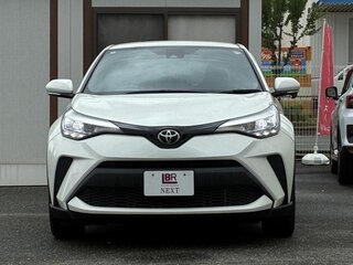 2021 Toyota C-HR I Рестайлинг, белый, 1417009 рублей, вид 2
