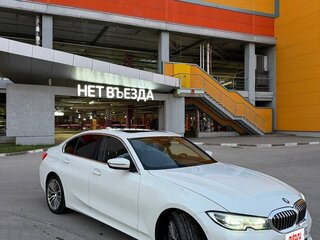 2020 BMW 3 серии 320d xDrive VII (G2x), белый, 4050000 рублей, вид 3