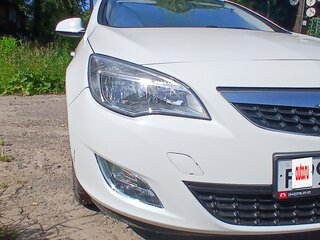 2012 Opel Astra J, белый, 700000 рублей, вид 3