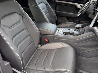 2019 Volkswagen Touareg III, серый, 5000000 рублей, вид 5