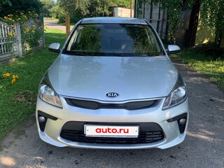 2017 Kia Rio IV, серебристый, 1100000 рублей, вид 1