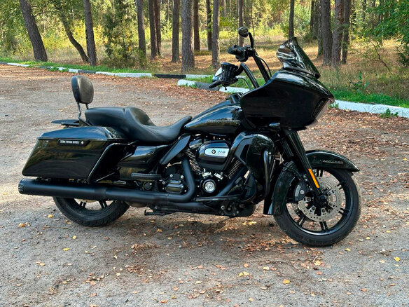 2022 Harley-Davidson Road Glide, чёрный, 1710000 рублей - вид 9