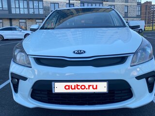 2019 Kia Rio IV, белый, 1060000 рублей, вид 2