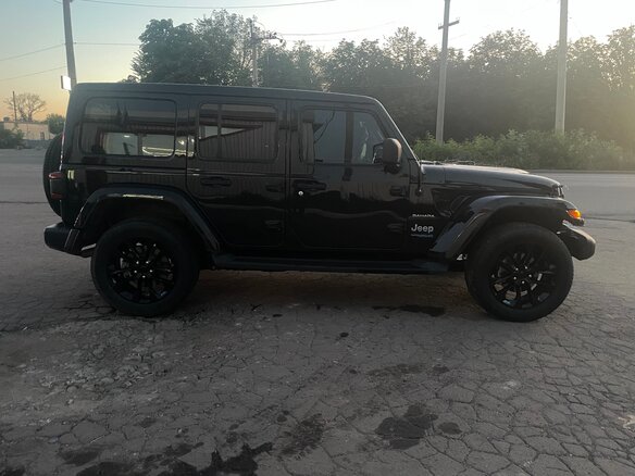 2022 Jeep Wrangler IV (JL), чёрный, 5500000 рублей - вид 15