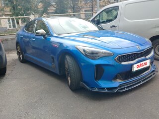 2019 Kia Stinger I, синий, 2600000 рублей, вид 5