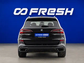 2022 BMW X5 M50i IV (G05/G18), чёрный, 8737900 рублей, вид 4