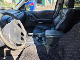 2004 Jeep Grand Cherokee II (WJ), бежевый, 600000 рублей, вид 5
