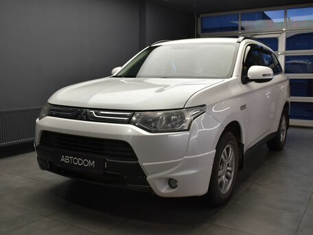 Mitsubishi Outlander III
